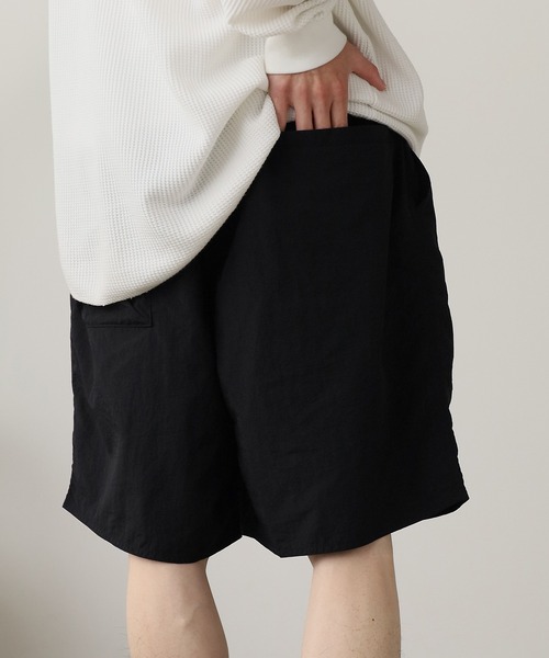 THOUSAND MILE（サウザンドマイル）の「THOUSAND MILE/サウザンドマイル NYLON TASLAN WEATHER WALK SHORTS ショーツ（その他パンツ・メンズ・ブラック・S/M/L/XL）」の19枚目の写真