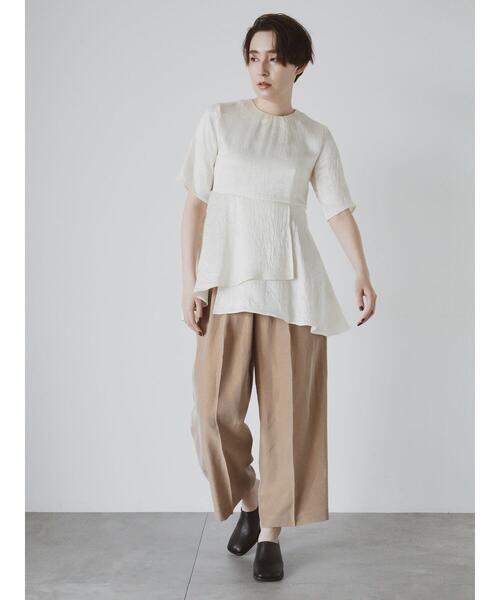 Te chichi CLASSIC（テチチクラシック）の「エシカルシャンブレーイージーワイドパンツ（セットアップ可）（接触冷感）《2025summer catalog item》（その他パンツ・レディース・ベージュ・F）」の9枚目の写真