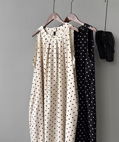 LAFFMO（ラフモ）の「ドットフレアノースリーブワンピース（ワンピース・レディース・ブラック/ベージュ・XL/L/M）」の22枚目の写真