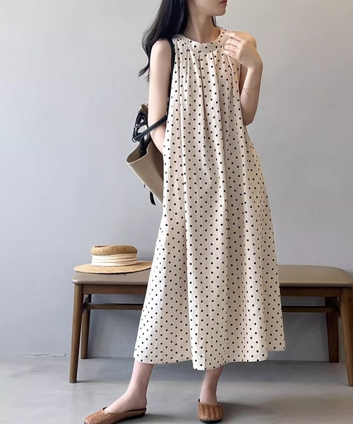 LAFFMO（ラフモ）の「ドットフレアノースリーブワンピース（ワンピース・レディース・ブラック/ベージュ・XL/L/M）」の7枚目の写真