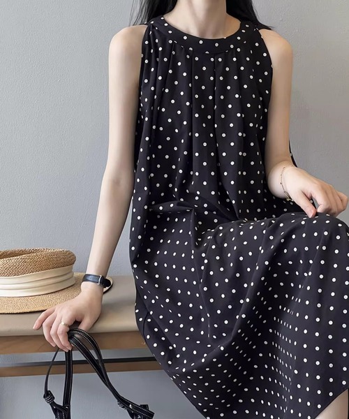 LAFFMO（ラフモ）の「ドットフレアノースリーブワンピース（ワンピース・レディース・ブラック/ベージュ・XL/L/M）」の8枚目の写真