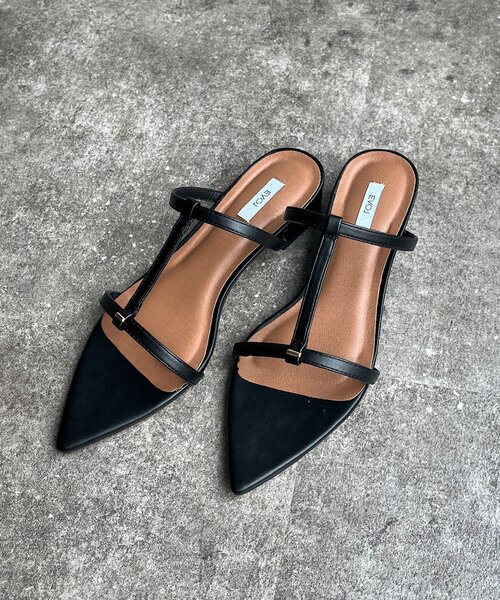 DouDou（ドゥドゥ）の「Tストラップサンダル（サンダル・レディース・ブラック/シルバー・SMALL/MEDIUM/LARGE）」の11枚目の写真