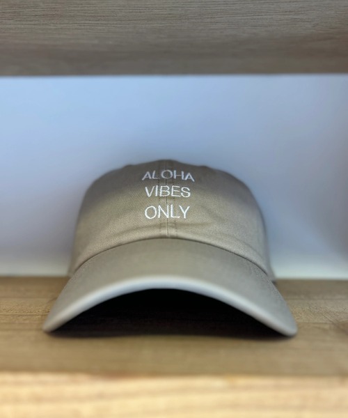 URBAN ISLAND SOCIETY(アーバンアイランドソサエティ)の「【URBAN ISLAND SOCIETY/アーバンアイランドソサエティ】ALOHA VIBES ONLY CAP(キャップ・メンズ・ライトブルー/ベージュ/インディゴブルー/ネイビー・FREE)」の1枚目の写真