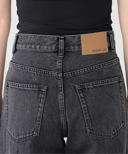 Deuxieme Classe（ドゥーズィエムクラス）の「Loose Jeans (GRAY)（デニムパンツ・レディース・チャコールグレー・34/36/38）」の8枚目の写真