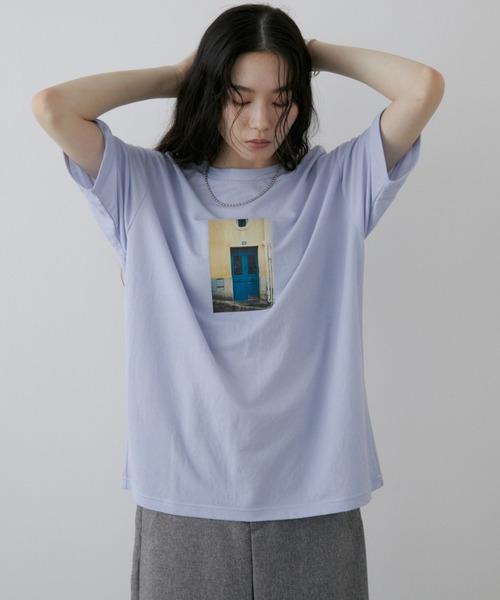 Aunt Marie's(アントマリーズ)の「プリントフォトTシャツ/接触冷感(Tシャツ/カットソー・レディース・ブルー/ホワイト/ブラック・FREE)」の3枚目の写真