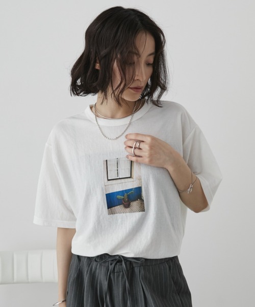 Aunt Marie's(アントマリーズ)の「プリントフォトTシャツ/接触冷感(Tシャツ/カットソー・レディース・ブルー/ホワイト/ブラック・FREE)」の9枚目の写真