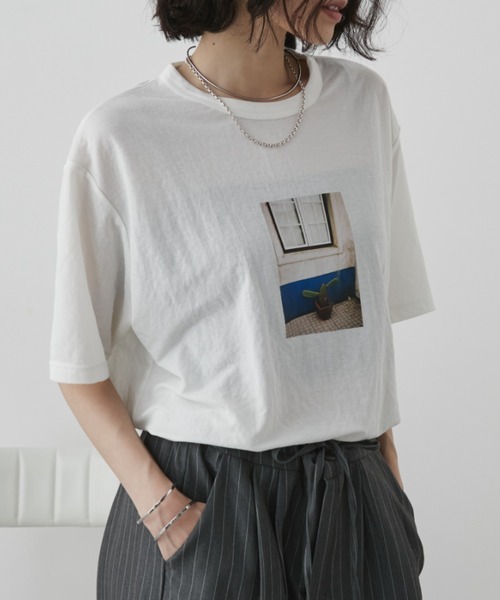 Aunt Marie's(アントマリーズ)の「プリントフォトTシャツ/接触冷感(Tシャツ/カットソー・レディース・ブルー/ホワイト/ブラック・FREE)」の8枚目の写真