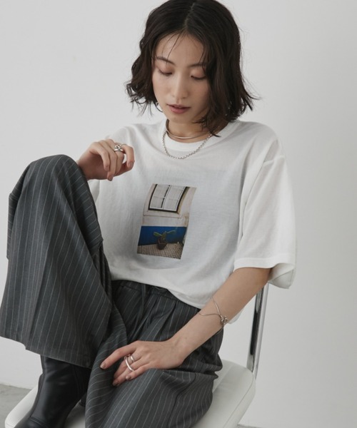 Aunt Marie's(アントマリーズ)の「プリントフォトTシャツ/接触冷感(Tシャツ/カットソー・レディース・ブルー/ホワイト/ブラック・FREE)」の6枚目の写真