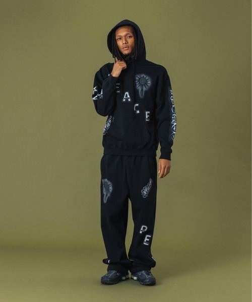 XLARGE(エクストララージ)の「AIRBRUSH SWEAT PANTS(スウェットパンツ・メンズ・ブラック/アッシュ・S/M/L/XL)」の21枚目の写真