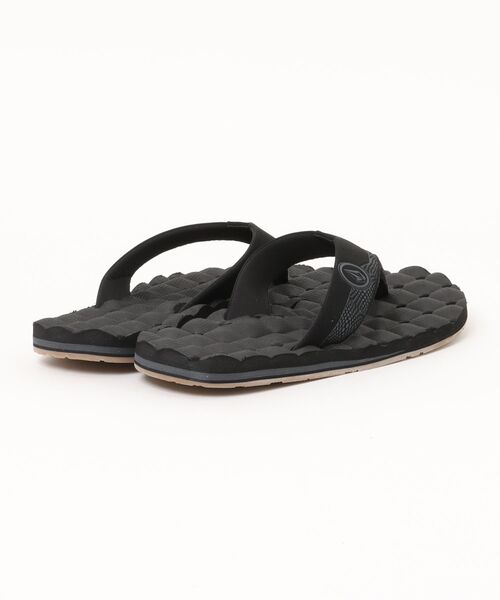 VOLCOM（ボルコム）の「【VOLCOM/ボルコム】Recliner Sandals/ヌバックビーサン（ビーチサンダル）（サンダル・メンズ・グレー系その他/ブラック系その他・9）」の3枚目の写真