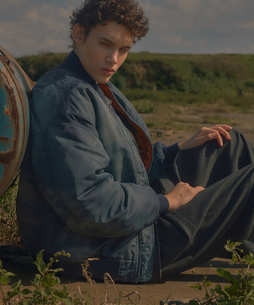 JOURNAL STANDARD J.S HOMESTEAD（ジャーナルスタンダードホームステッド）の「J.S.Homestead / ダークリー MA-1（MA-1・メンズ・ダークブルー/オリーブ/ブラック・LARGE/MEDIUM）」の6枚目の写真