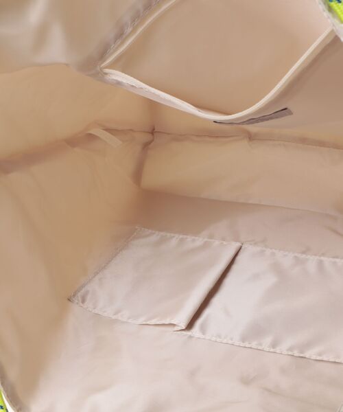 Q（キュー）の「ナイロンパッカブルトート（トートバッグ・レディース・スモークピンク/アイボリー/グレー・ONE SIZE）」の11枚目の写真