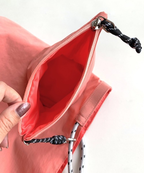 Q（キュー）の「ナイロンパッカブルトート（トートバッグ・レディース・スモークピンク/アイボリー/グレー・ONE SIZE）」の21枚目の写真