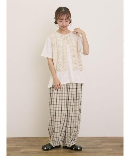 Samansa Mos2(サマンサ モスモス)の「アイレット切替フリルカットソー(Tシャツ/カットソー・レディース・ブラック/オフホワイト/モカ/ピンク・F)」の9枚目の写真