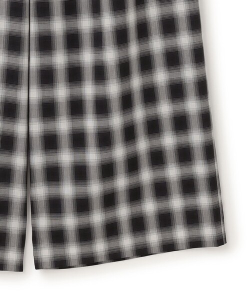 UNFILO(アンフィーロ)の「シアー オンブレーチェック ワイドパンツ(その他パンツ・レディース・ブラック系1・X-LARGE)」の9枚目の写真