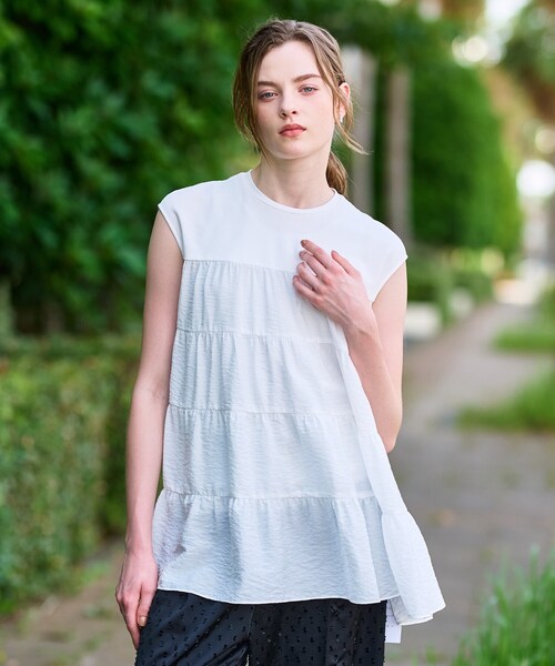 DRESSTERIOR（ドレステリア）の「◆【接触冷感/イージーケア】ティアードコンビカットソー（Tシャツ/カットソー・レディース・オフホワイト/ネイビー/キャメル・34/36/38）」の6枚目の写真