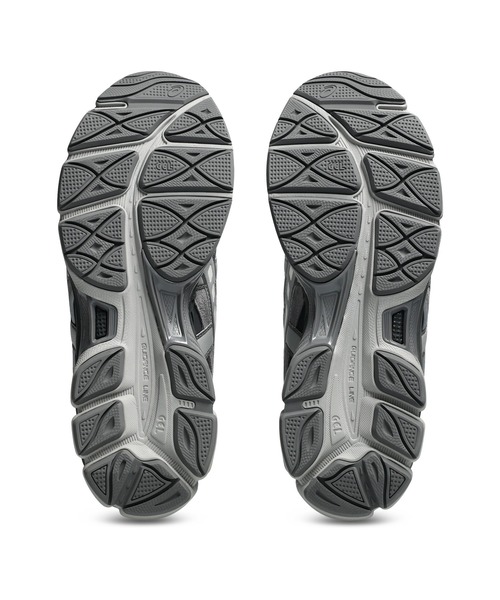 ASICS(アシックス)の「GEL-NYC 2055 / ゲルエヌワイシー 2055(スニーカー・メンズ・グレー系その他・27/23.5/26.5/23/29/28.5/24/26/27.5/24.5/25/28/25.5)」の7枚目の写真