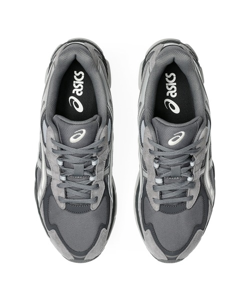 ASICS(アシックス)の「GEL-NYC 2055 / ゲルエヌワイシー 2055(スニーカー・メンズ・グレー系その他・27/23.5/26.5/23/29/28.5/24/26/27.5/24.5/25/28/25.5)」の5枚目の写真