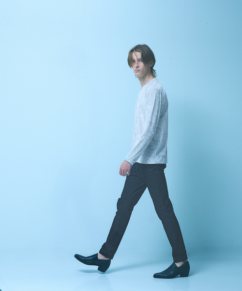 5351 POUR LES HOMMES(ゴーサンゴーイチプールオム)の「クラッシュベロア Vネック 長袖Tシャツ(Tシャツ/カットソー・メンズ・グレー/ブラック・50/48/46/44)」の17枚目の写真
