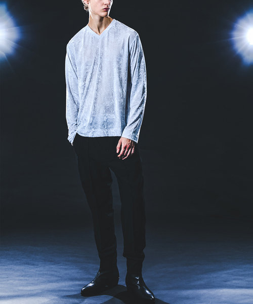 5351 POUR LES HOMMES(ゴーサンゴーイチプールオム)の「クラッシュベロア Vネック 長袖Tシャツ(Tシャツ/カットソー・メンズ・グレー/ブラック・50/48/46/44)」の3枚目の写真