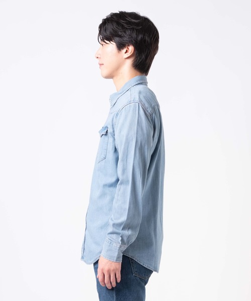 Levi's（リーバイス）の「Levi's/リーバイス クラシック ウエスタンシャツ（シャツ/ブラウス・メンズ・ライトインディゴブルー・S/M/L/XL）」の2枚目の写真