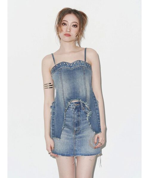 EVRIS（エヴリス）の「スタッズモチーフデニムキャミ【セットアップ着用可能】（キャミソール・レディース・ライトブルー/インディゴブルー・FREE）」の19枚目の写真