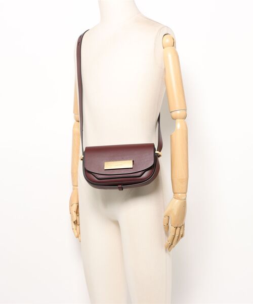 ALLSAINTS(オールセインツ)の「ETTA LEATHER SATCHEL CROSSBODY BAG | ETTA レザー サッチェル クロスボディ バッグ(ショルダーバッグ・レディース・レッド系・ONE SIZE)」の5枚目の写真