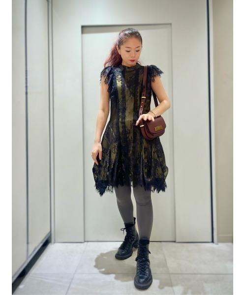 ALLSAINTS(オールセインツ)の「ETTA LEATHER SATCHEL CROSSBODY BAG | ETTA レザー サッチェル クロスボディ バッグ(ショルダーバッグ・レディース・レッド系・ONE SIZE)」の12枚目の写真