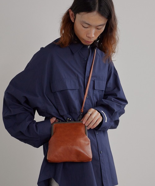 Theater code(シアターコード)の「2-Way Coin Purse Bag/2way がま口バッグ 2026年 夏 夏服メンズ(ショルダーバッグ・メンズ・ブラック/ブラウン/レッド・FREE)」の14枚目の写真