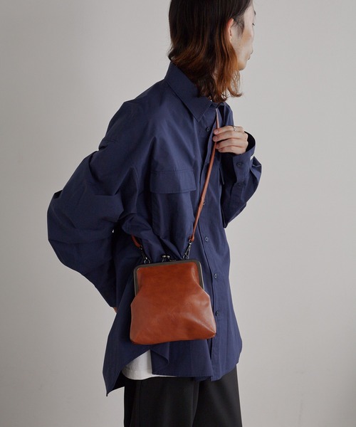 Theater code(シアターコード)の「2-Way Coin Purse Bag/2way がま口バッグ 2026年 夏 夏服メンズ(ショルダーバッグ・メンズ・ブラック/ブラウン/レッド・FREE)」の15枚目の写真