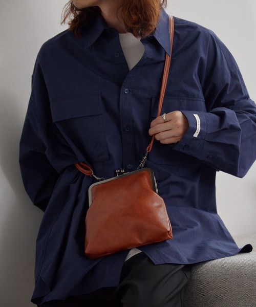 Theater code(シアターコード)の「2-Way Coin Purse Bag/2way がま口バッグ 2026年 夏 夏服メンズ(ショルダーバッグ・メンズ・ブラック/ブラウン/レッド・FREE)」の19枚目の写真