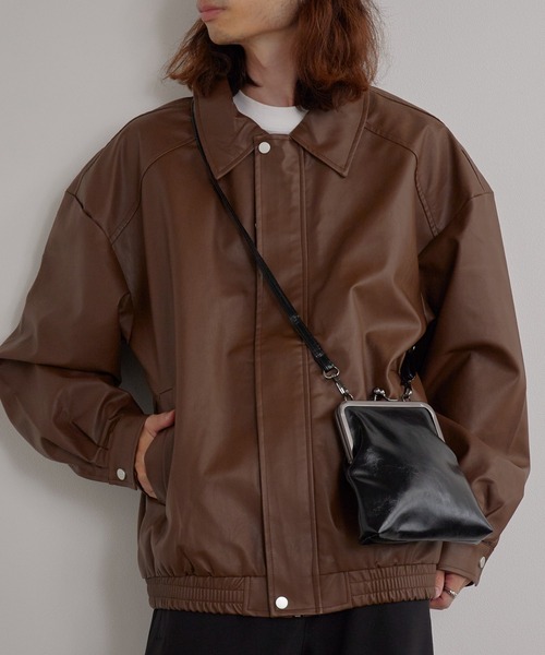 Theater code(シアターコード)の「2-Way Coin Purse Bag/2way がま口バッグ 2026年 夏 夏服メンズ(ショルダーバッグ・メンズ・ブラック/ブラウン/レッド・FREE)」の9枚目の写真