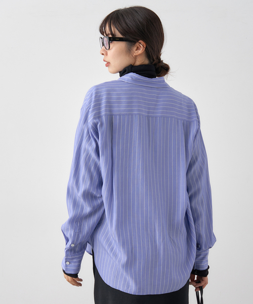 IENA（イエナ）の「リヨセルストライプレギュラーシャツ（シャツ/ブラウス・レディース・ブルー/アイボリー・FREE）」の14枚目の写真