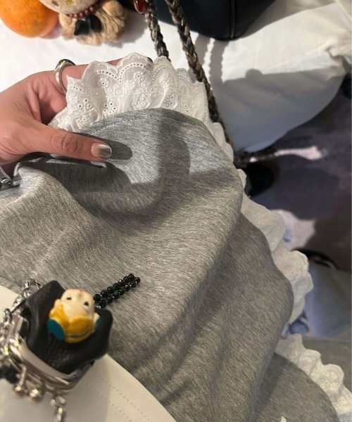 shyam inspiration(シャムインスピレーション)の「スカート レイヤー レースデザイン フレアスウェットパンツ(スウェットパンツ・レディース・グレー/ブラック・M/L)」の17枚目の写真