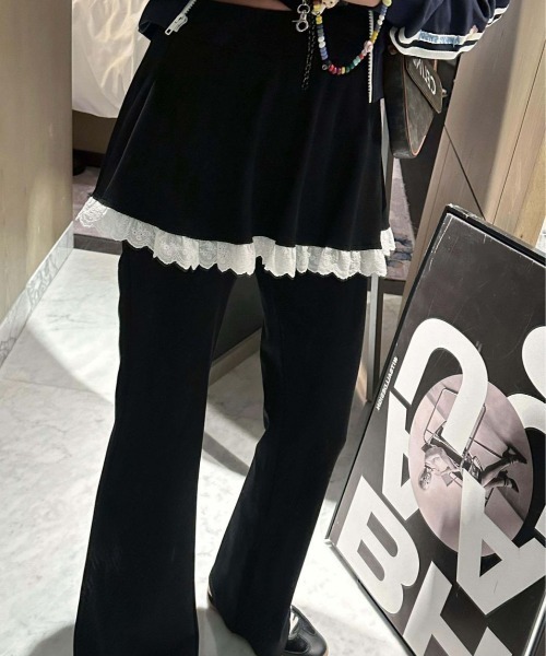 shyam inspiration(シャムインスピレーション)の「スカート レイヤー レースデザイン フレアスウェットパンツ(スウェットパンツ・レディース・グレー/ブラック・M/L)」の12枚目の写真