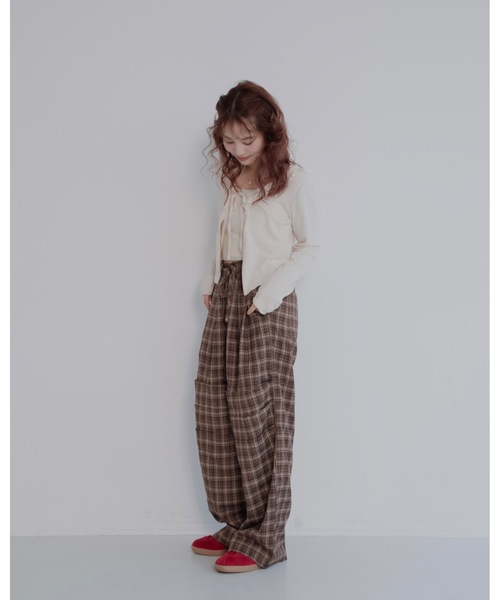 JUMELLE（ジュメロ）の「イージーチェックパンツ（スラックス・レディース・ネイビー/ブラウン・SMALL/MEDIUM）」の21枚目の写真