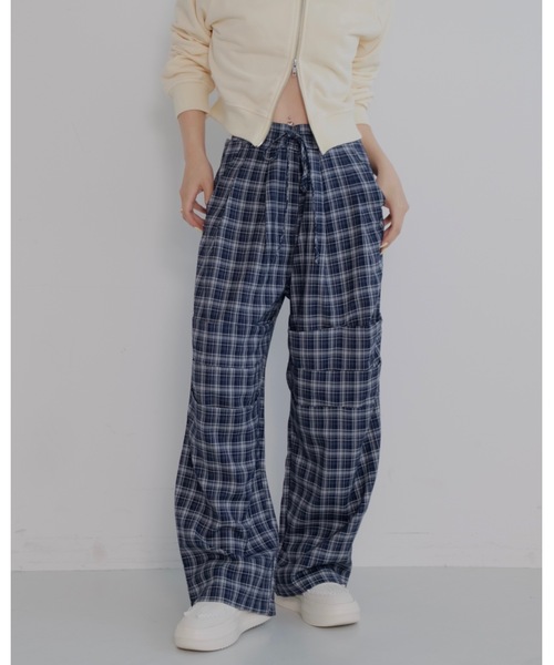 JUMELLE（ジュメロ）の「イージーチェックパンツ（スラックス・レディース・ネイビー/ブラウン・SMALL/MEDIUM）」の11枚目の写真