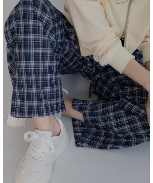 JUMELLE（ジュメロ）の「イージーチェックパンツ（スラックス・レディース・ネイビー/ブラウン・SMALL/MEDIUM）」の9枚目の写真