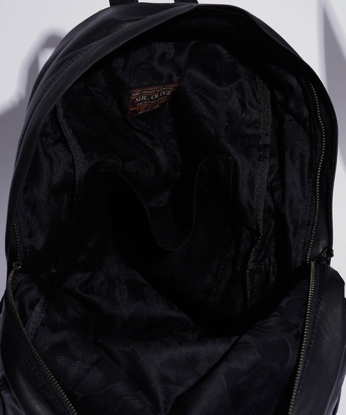 MR.OLIVE（ミスターオリーブ）の「MR.OLIVE/ミスターオリーブ WATERPROOF LIGHT LEATHER URBAN DAY PACK バックパック（バックパック/リュック・メンズ・ブラック・FREE）」の11枚目の写真