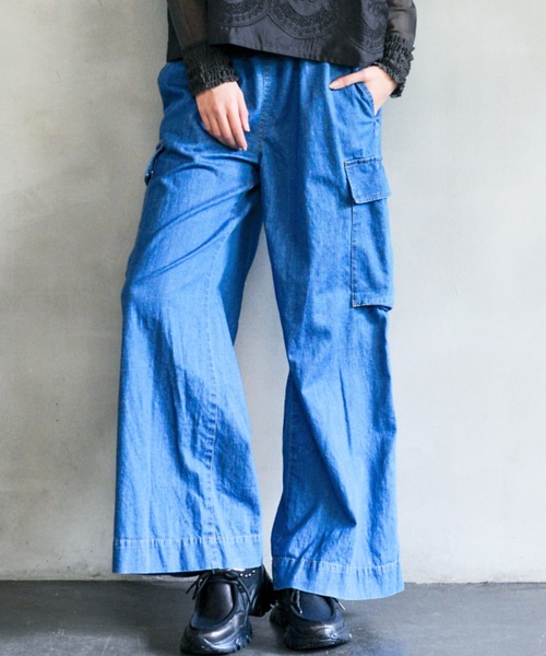 H.A.K（ハク）の「スーピマリネンラミー　ライトオンスストレッチデニムワイドカーゴパンツ（デニムパンツ・レディース・ブルー/ネイビー・2/1）」の2枚目の写真