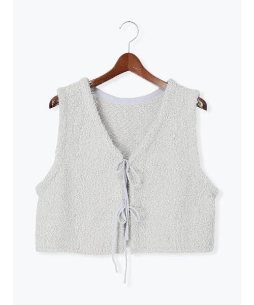 Te chichi TERRASSE（テチチテラス）の「ポンポンヤーンニットショートベスト（ベスト・レディース・ブルー/チャコールグレー/ベージュ/グレー・F）」の3枚目の写真