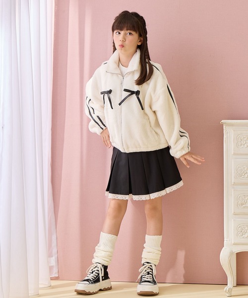 Amourire girl（アムリールガール）の「リボンライン フェイクファーブルゾン（ブルゾン・キッズ・オフホワイト/グレー・140cm/160cm/150cm/130cm）」の13枚目の写真