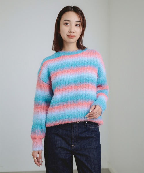 B:MING by BEAMS（ビーミングバイビームス）の「グラデーション ニット (手洗い可)（ニット/セーター・レディース・ケリーグリーン/パープル/ブルー・ONE SIZE）」の2枚目の写真