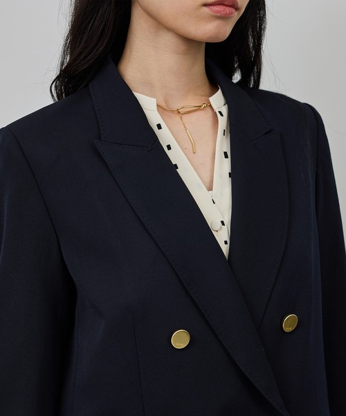 ROPE'(ロペ)の「ストレッチ金ボタンブレザージャケット(テーラードジャケット・レディース・ネイビー・36/38)」の17枚目の写真