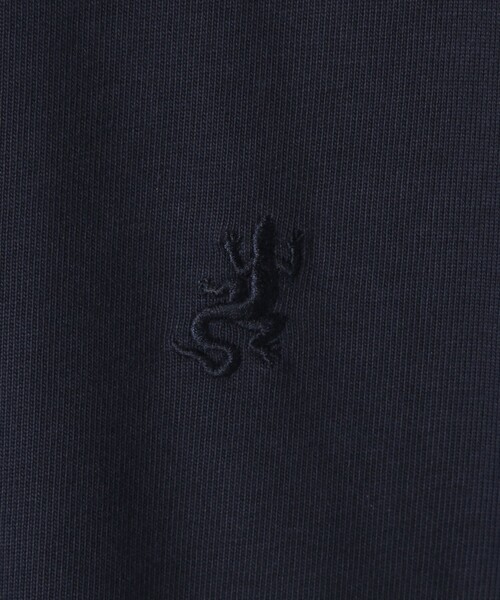 agnes b.（アニエスベー）の「メンズ 刺繍 コットン 半袖 Tシャツ "Lezard"（Tシャツ/カットソー・メンズ・ネイビー・1/3/2）」の6枚目の写真