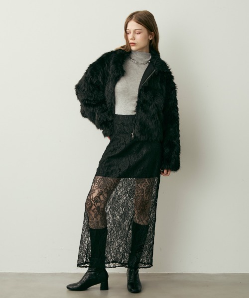 Clum(クルム)の「クロップド丈フェイクファージャケット(その他アウター・レディース・グレイッシュベージュ/ブラック/チャコールグレー・FREE)」の22枚目の写真