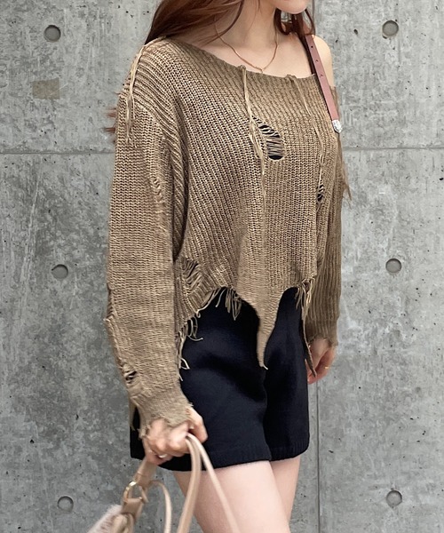 ROGER AND RAW(ロジャーアンドロウ)の「ベルトストラップワンショルダーブロークンニット(ニット/セーター・レディース・ブラック/カーキ/アイボリー・FREE)」の15枚目の写真