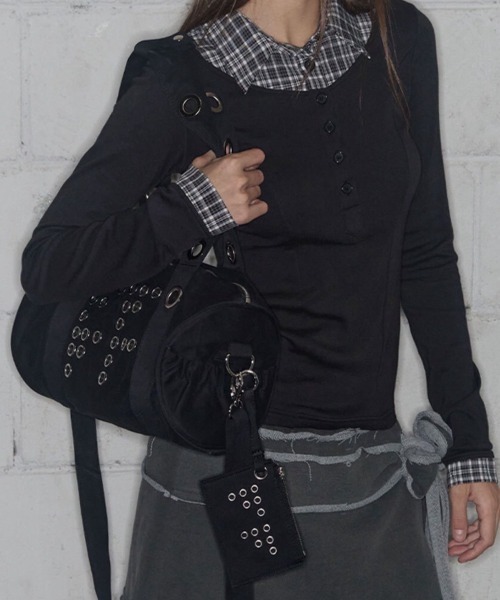 FANCY CLUB（ファンシークラブ）の「【FANCY CLUB】FFFF EYELET DUFFLE BAG / 【ファンシークラブ】ＦＦＦＦアイレットダッフルバッグ（ショルダーバッグ・レディース・ブラック/グリーン系カモフラージュ・ONE SIZE）」の10枚目の写真
