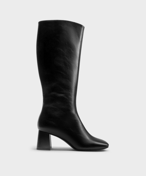 CHARLES & KEITH（チャールズ & キース）の「スクエアトゥ サイドジップニーハイブーツ（ブーツ・レディース・サンドベージュ/ブラック・22.5cm/23cm/23.5cm/24.5cm/25cm/25.5cm）」の5枚目の写真