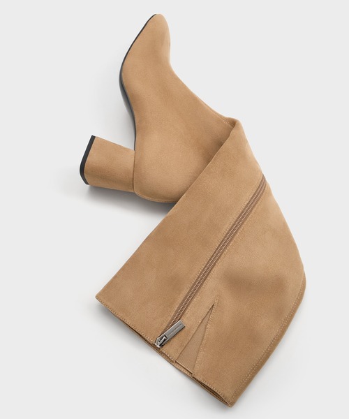CHARLES & KEITH（チャールズ & キース）の「スクエアトゥ サイドジップニーハイブーツ（ブーツ・レディース・サンドベージュ/ブラック・22.5cm/23cm/23.5cm/24.5cm/25cm/25.5cm）」の13枚目の写真